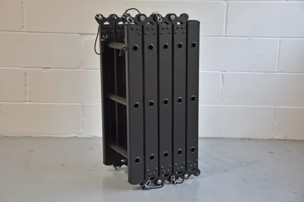 Folding ladder